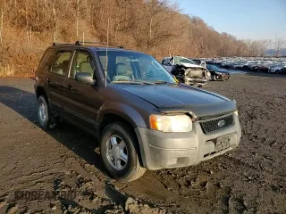 2004 Ford Escape XLS with VIN 1FMCU92134KB88319, listed as a Copart auction lot 84243494 with 158,052 mi miles and Salvage Title. Bid and sale history available at DreamBid. Image 11.