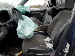 2002 Honda CR-V EX with VIN JHLRD78892C074150, listed as a Copart auction lot 81311974 with Not Provided miles and Salvage Title. Bid and sale history available at DreamBid. Image 7.