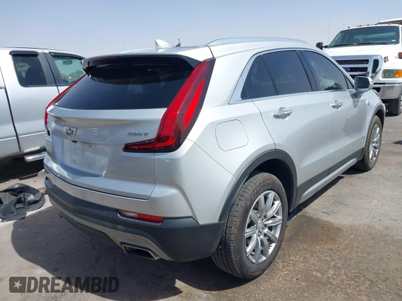 2021 Cadillac XT4 FWD Premium Luxury with VIN 1GYFZCR42MF005253, listed as a IAAI auction lot 40470700 with 70,571 mi miles and . Bid and sale history available at carsss.com. Image 4.