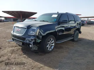 2010 GMC Yukon Denali with VIN 1GKUCEEF4AR235246, listed as a IAAI auction lot 41686326 with 299,687 mi miles. Bid and sale history available at carsss.com. Image 17.