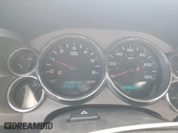 2007 Chevrolet Silverado 1500 1LT with VIN 1GCEK19087Z582802, listed as a Copart auction lot 54242475 with 219,129 mi miles and Clean Title. Bid and sale history available at DreamBid. Image 9.