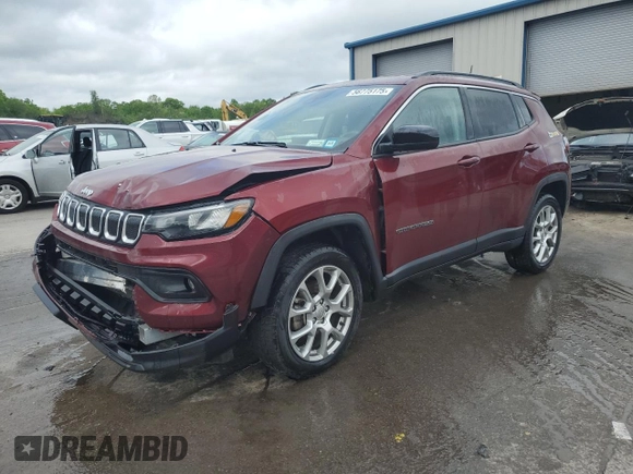 2022 Jeep Compass Latitude Lux z VIN 3C4NJDFB8NT118522, wystawiony jako Copart lot #56775175 z przebiegiem 47 220 mil mil oraz Szkoda całkowita • Salvage title. Historia ofert i sprzedaży dostępna na DreamBid. Obrazek 1.