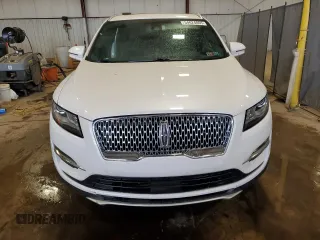 2019 Lincoln MKC Reserve с VIN 5LMCJ3D95KUL52225, выставлен на аукционе Copart как лот 54024095 с пробегом 52 231 миль миль и Списание • Salvage title. История ставок и продаж доступна на DreamBid. Изображение 5.