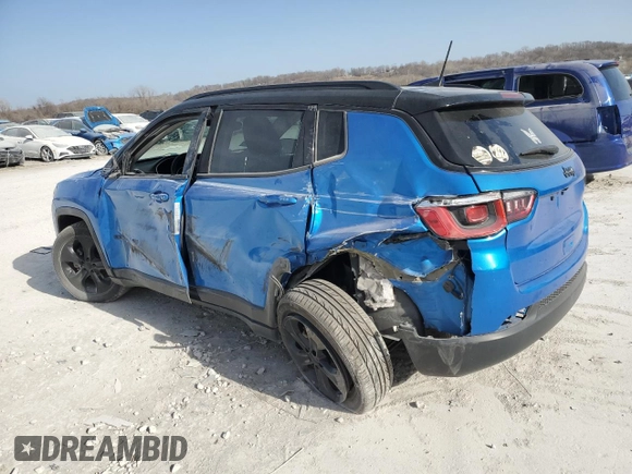 2019 Jeep Compass Altitude with VIN 3C4NJCBB8KT692274, listed as a Copart auction lot 49215135 with 84,503 mi miles and Salvage title. Bid and sale history available at DreamBid. Image 2.