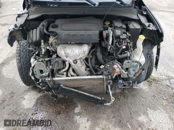 2017 Jeep Compass Latitude z VIN 3C4NJDBB1HT650771, wystawiony jako Copart lot #58190405 z przebiegiem 93 470 mil mil oraz Szkoda całkowita • Salvage title. Historia ofert i sprzedaży dostępna na DreamBid. Obrazek 12.