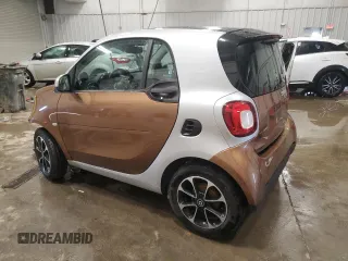 2016 Smart fortwo Passion with VIN WMEFJ5DA1GK076351, listed as a Copart auction lot 48935285 with 45,277 mi miles and Non Repairable. Bid and sale history available at DreamBid. Image 2.