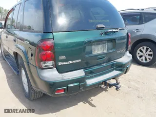 2002 Chevrolet TrailBlazer LS with VIN 1GNDT13S522426504, listed as a IAAI auction lot 41773338 with 260,444 mi miles. Bid and sale history available at carsss.com. Image 6.