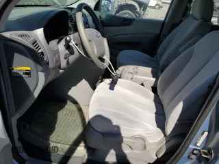 2008 Kia Sedona LX with VIN KNDMB233086232913, listed as a Copart auction lot 76707554 with 169,125 mi miles and Clean Title. Bid and sale history available at carsss.com. Image 7.
