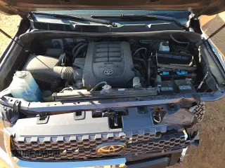 2019 Toyota Tundra SR5 z VIN 5TFDY5F17KX829794, wystawiony jako Copart lot #84606575 z przebiegiem 125 987 mil mil oraz Szkoda całkowita • Salvage title. Historia ofert i sprzedaży dostępna na DreamBid. Obrazek 15.