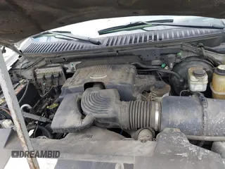 2004 Ford Expedition Eddie Bauer with VIN 1FMPU17L14LA05104, listed as a IAAI auction lot 42064535 with 249,614 mi miles. Bid and sale history available at carsss.com. Image 10.