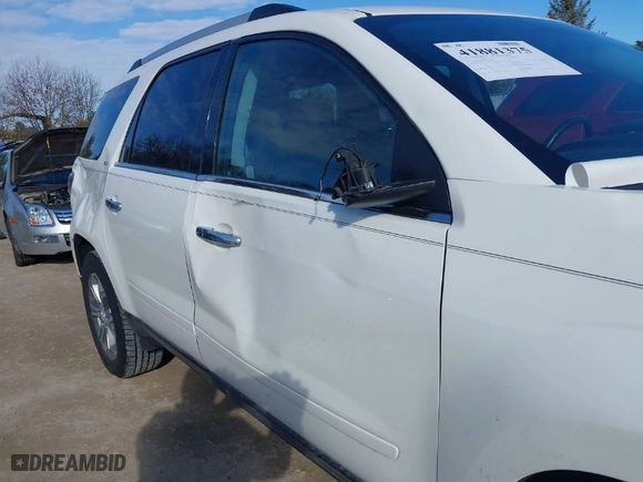 2015 GMC Acadia SLT with VIN 1GKKVRKD7FJ316565, listed as a IAAI auction lot 41881375 with 133,754 mi miles. Bid and sale history available at carsss.com. Image 21.