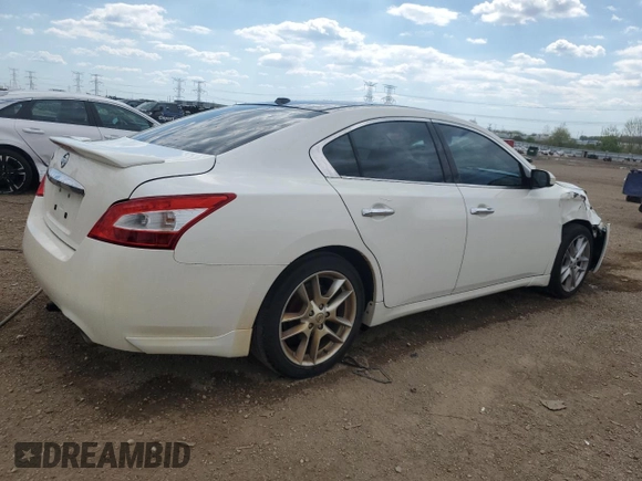 2010 Nissan Maxima SV z VIN 1N4AA5AP5AC864719, wystawiony jako Copart lot #55895605 z przebiegiem 190 020 mil mil oraz Szkoda całkowita • Salvage title. Historia ofert i sprzedaży dostępna na DreamBid. Obrazek 3.