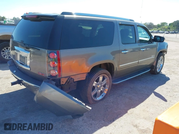 2011 GMC Yukon XL Denali with VIN 1GKS2MEF4BR280225, listed as a IAAI auction lot 41732220 with 121,684 mi miles. Bid and sale history available at carsss.com. Image 4.