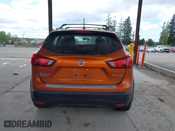 2017 Nissan Rogue Sport SL with VIN JN1BJ1CR7HW106222, listed as a IAAI auction lot 42085022 with 87,389 mi miles. Bid and sale history available at carsss.com. Image 17.