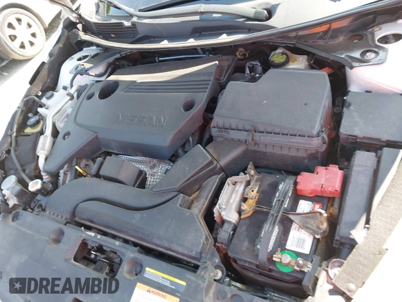 2016 Nissan Altima SR with VIN 1N4AL3APXGC263779, listed as a IAAI auction lot 42356375 with 172,380 mi miles and . Bid and sale history available at DreamBid. Image 10.