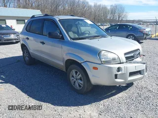 2009 Hyundai Tucson GLS with VIN KM8JM12B69U973141, listed as a IAAI auction lot 41820614 with 202,354 mi miles. Bid and sale history available at carsss.com. Image 1.
