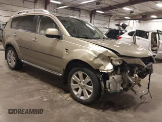 2009 Mitsubishi Outlander SE with VIN JA4MT31W19Z005210, listed as a IAAI auction lot 42372759 with 111,925 mi miles and . Bid and sale history available at DreamBid. Image 1.