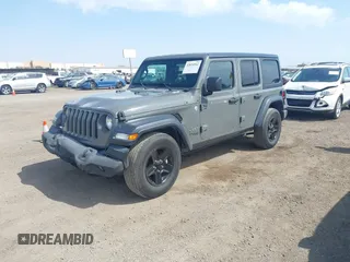 2020 Jeep Wrangler Unlimited Sport S z VIN 1C4HJXDN2LW261730, wystawiony jako IAAI lot #42034942 z przebiegiem 61 465 mil mil oraz . Historia ofert i sprzedaży dostępna na DreamBid. Obrazek 2.