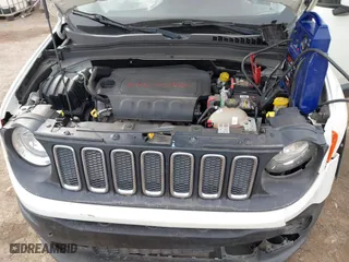 2017 Jeep Renegade Altitude with VIN ZACCJABB7HPE60518, listed as a IAAI auction lot 41787992 with 93,722 mi miles. Bid and sale history available at carsss.com. Image 10.