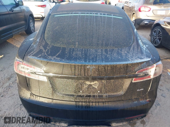 2021 Tesla Model S Plaid with VIN 5YJSA1E62MF451785, listed as a IAAI auction lot 40520806 with 31,084 mi miles. Bid and sale history available at carsss.com. Image 16.