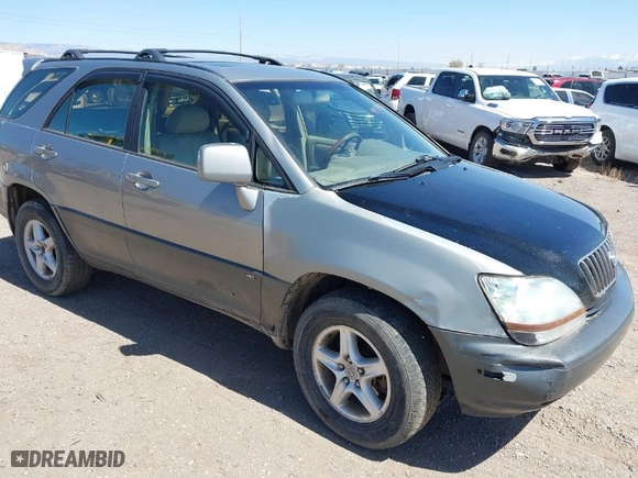 2003 Lexus RX 300 with VIN JTJHF10U130307818, listed as a IAAI auction lot 41949712 with 275,605 mi miles. Bid and sale history available at carsss.com. Image 1.