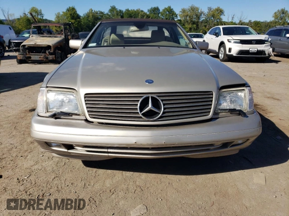 1998 Mercedes-Benz SL-Class with VIN WDBFA67F2WF157294, listed as a Copart auction lot 70878224 with 0 mi miles and Salvage Title. Bid and sale history available at carsss.com. Image 5.