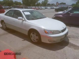 2001 Lexus ES 300 with VIN JT8BF28GX10319894, listed as a IAAI auction lot 42590176 with 228,482 mi miles and . Bid and sale history available at DreamBid. Image 1.