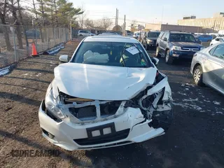 2018 Nissan Altima 2.5 S with VIN 1N4AL3AP2JC225714, listed as a IAAI auction lot 41200103 with 34,126 mi miles. Bid and sale history available at carsss.com. Image 12.