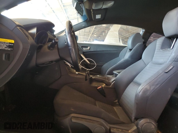 2013 Hyundai Genesis Coupe 2.0T with VIN KMHHT6KD6DU083957, listed as a Copart auction lot 59933145 with 114,276 mi miles and Clean title. Bid and sale history available at DreamBid. Image 7.