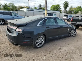 2013 Lincoln MKZ z VIN 3LN6L2J90DR818503, wystawiony jako Copart lot #54716715 z przebiegiem 114 227 mil mil oraz Szkody całkowita. Historia ofert i sprzedaży dostępna na DreamBid. Obrazek 3.