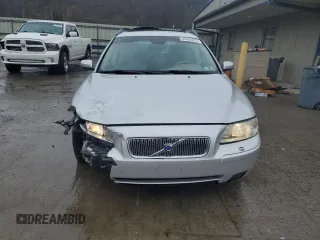 2006 Volvo V70 2.4L with VIN YV1SW612062556973, listed as a Copart auction lot 52235015 with 114,431 mi miles and Salvage Title. Bid and sale history available at DreamBid. Image 5.
