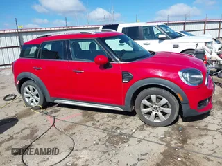 2019 MINI Countryman Cooper with VIN WMZYS7C55K3F45774, listed as a IAAI auction lot 41720883 with 124,599 mi miles and . Bid and sale history available at DreamBid. Image 14.