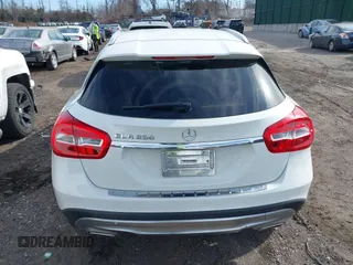 2016 Mercedes-Benz GLA 250 z VIN WDCTG4EB4GJ258174, wystawiony jako IAAI lot #41595364 z przebiegiem 112 649 mil mil oraz . Historia ofert i sprzedaży dostępna na DreamBid. Obrazek 16.