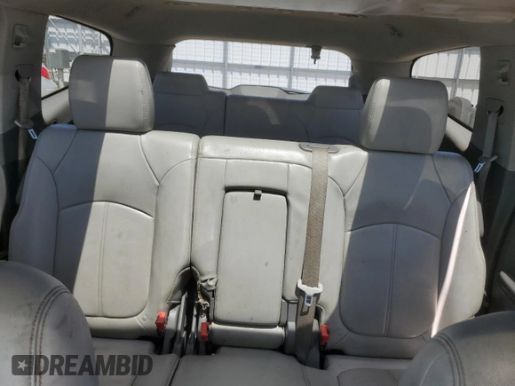 2015 Chevrolet Traverse LT z VIN 1GNKVHKD0FJ321197, wystawiony jako Copart lot #57335825 z przebiegiem 235 976 mil mil oraz Czysty tytuł • Clean title. Historia ofert i sprzedaży dostępna na DreamBid. Obrazek 10.