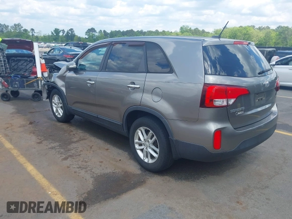 2015 Kia Sorento LX with VIN 5XYKT3A64FG611172, listed as a IAAI auction lot 42007348 with 120,426 mi miles. Bid and sale history available at carsss.com. Image 3.