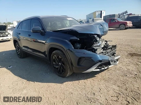 2023 Volkswagen Atlas SE with VIN 1V2WE2CAXPC206364, listed as a Copart auction lot 74216144 with 14,977 mi miles and Salvage title. Bid and sale history available at DreamBid. Image 10.