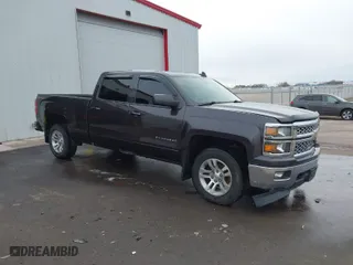 2015 Chevrolet Silverado 1500 LT with VIN 3GCUKREC6FG155529, listed as a IAAI auction lot 41821751 with 157,419 mi miles. Bid and sale history available at carsss.com. Image 1.