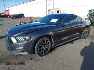 2015 Ford Mustang EcoBoost z VIN 1FA6P8TH7F5351477, wystawiony jako IAAI lot #41378347 z przebiegiem 104 755 mil mil oraz . Historia ofert i sprzedaży dostępna na DreamBid. Obrazek 17.