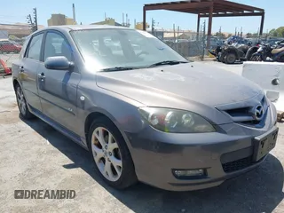 2008 Mazda 3 S Grand Touring z VIN JM1BK344681839920, wystawiony jako IAAI lot #42429390 z przebiegiem 129 712 mil mil oraz . Historia ofert i sprzedaży dostępna na DreamBid. Obrazek 1.