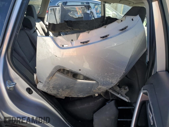 2019 Toyota RAV4 XLE with VIN JTMW1RFV5KD003972, listed as a Copart auction lot 49154825 with 0 mi miles and Salvage Title. Bid and sale history available at carsss.com. Image 11.