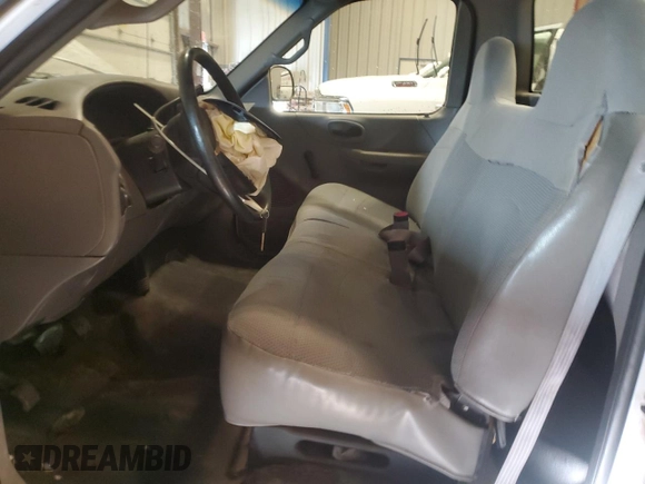 2000 Ford F-150 XL with VIN 1FTZF1727YNB46946, listed as a Copart auction lot 45367295 with 58,435 mi miles and Clean title. Bid and sale history available at DreamBid. Image 7.