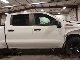 2021 Chevrolet Silverado 1500 LT Trail Boss with VIN 1GCPYFEL2MZ177616, listed as a IAAI auction lot 41941422 with 52,180 mi miles and . Bid and sale history available at DreamBid. Image 14.
