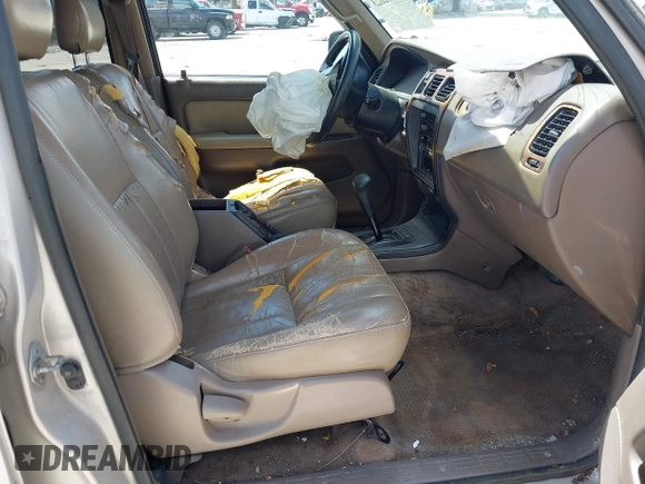 1998 Toyota 4Runner with VIN JT3GM84R3W0022369, listed as a IAAI auction lot 42482623 with 246,569 mi miles and . Bid and sale history available at DreamBid. Image 5.