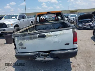 2003 Ford F-250 XL with VIN 1FTNF20L13EB95169, listed as a IAAI auction lot 40022835 with Not provided miles and . Bid and sale history available at DreamBid. Image 8.