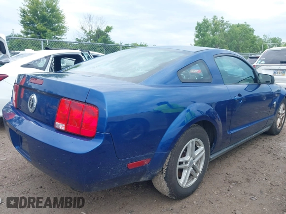 2009 Ford Mustang with VIN 1ZVHT80N795142637, listed as a IAAI auction lot 42595602 with 69,284 mi miles and . Bid and sale history available at DreamBid. Image 4.