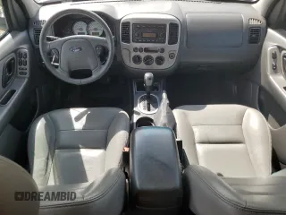 2005 Ford Escape XLT with VIN 1FMYU93145KA28777, listed as a Copart auction lot 58013995 with 94,308 mi miles and Clean title. Bid and sale history available at DreamBid. Image 8.