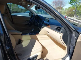 2013 BMW 3 Series ActiveHybrid 3 with VIN WBA3F9C5XDF484346, listed as a IAAI auction lot 41998341 with 145,271 mi miles. Bid and sale history available at carsss.com. Image 5.
