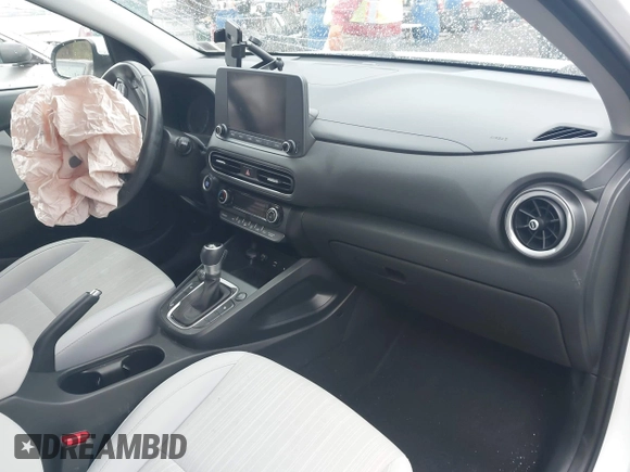 2022 Hyundai Kona SEL with VIN KM8K3CAB2NU858308, listed as a IAAI auction lot 42021360 with 17,894 mi miles and . Bid and sale history available at DreamBid. Image 5.