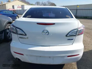 2013 Mazda Mazda3 i Grand Touring with VIN JM1BL1WP3D1783731, listed as a IAAI auction lot 41573753 with 253,424 mi miles. Bid and sale history available at carsss.com. Image 16.