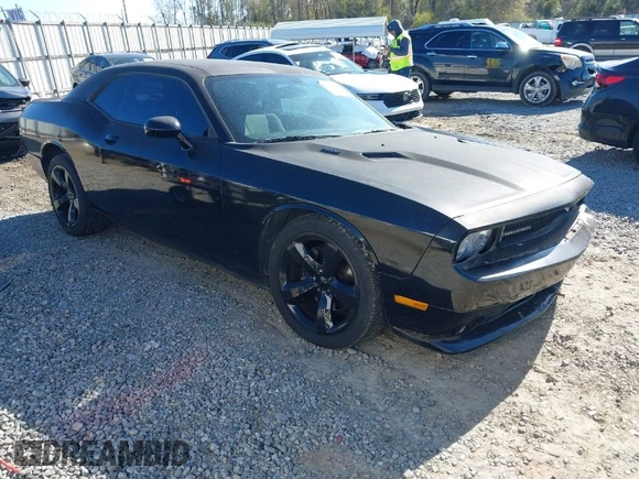 2014 Dodge Challenger R/T Plus z VIN 2C3CDYBT2EH274265, wystawiony jako IAAI lot #41845052 z przebiegiem 120 290 mil mil oraz . Historia ofert i sprzedaży dostępna na DreamBid. Obrazek 1.